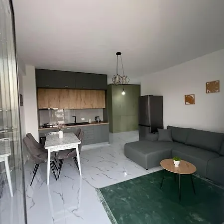 Relax Apartment, Side Sea View, Golem, Albania