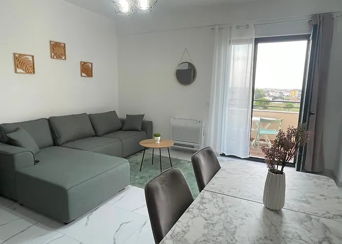 Relax Apartment, Side Sea View, Golem, Albania